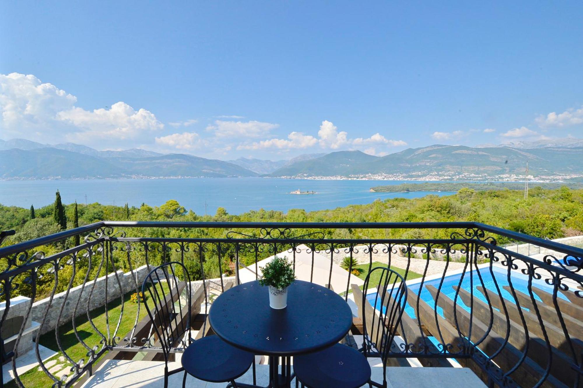 Villa Vista Azzurra Tivat Exterior photo