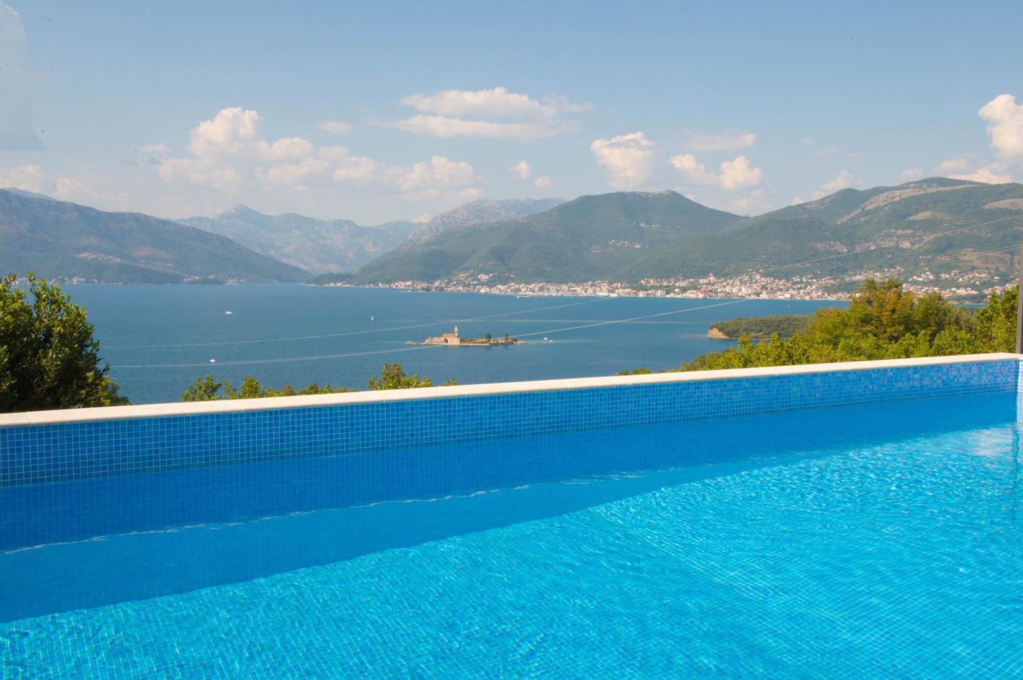 Villa Vista Azzurra Tivat Exterior photo